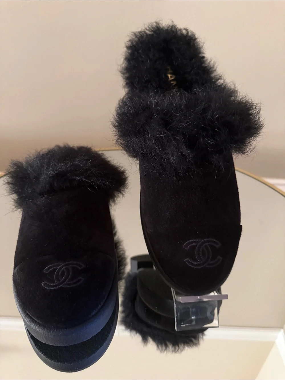 Chanel Black Suede Real Fur Shearling Clogs Mules Sz 40